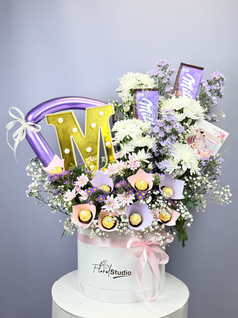 Mom’s Luxe Box – Mother’s Day flowers