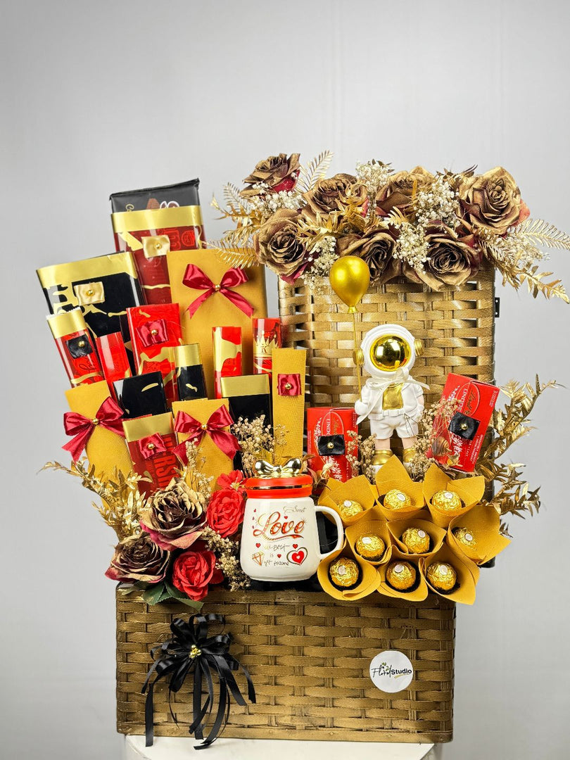 The Ultimate Moms Treat Basket Best Mothers Day Bouquet Free Delivery in Johar Town Lahore
