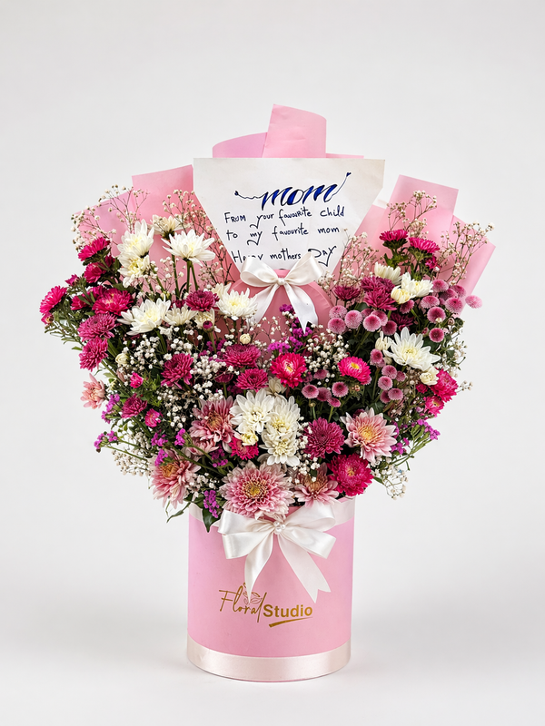Mama Luxe pink and white flowers in a premium hat box